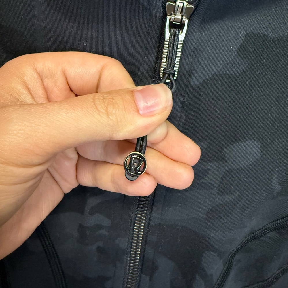 Lululemon define jacket - Picture 3 of 6